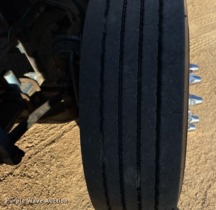 image for item ED5565 2013 Freightliner Coronado dump truck