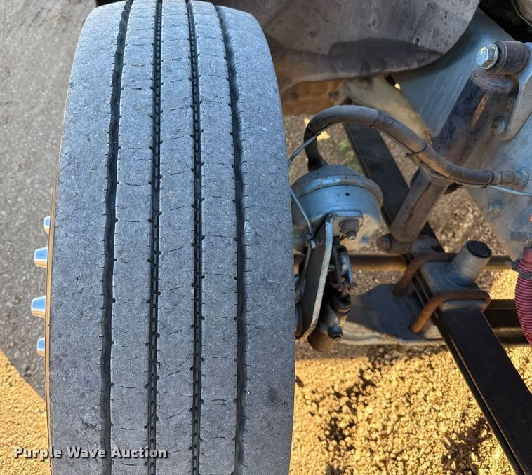 image for item ED5565 2013 Freightliner Coronado dump truck