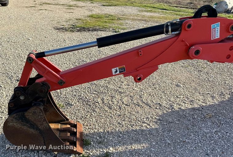 image for item ED5566 2020 Kubota L47 backhoe