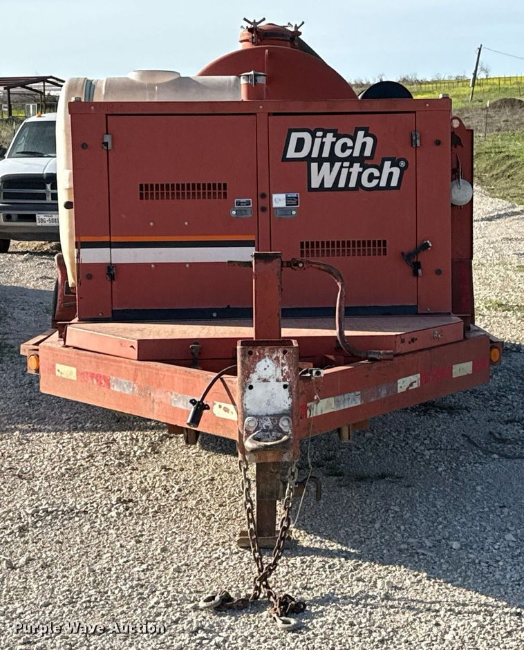 image for item ED5567 2013 Ditch Witch FX30 vacuum excavator