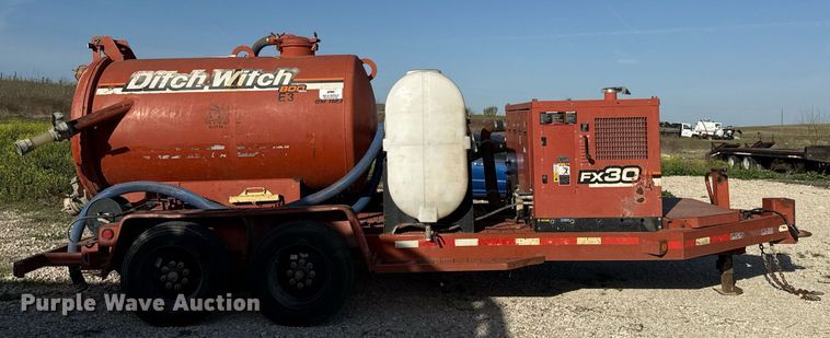 image for item ED5567 2013 Ditch Witch FX30 vacuum excavator