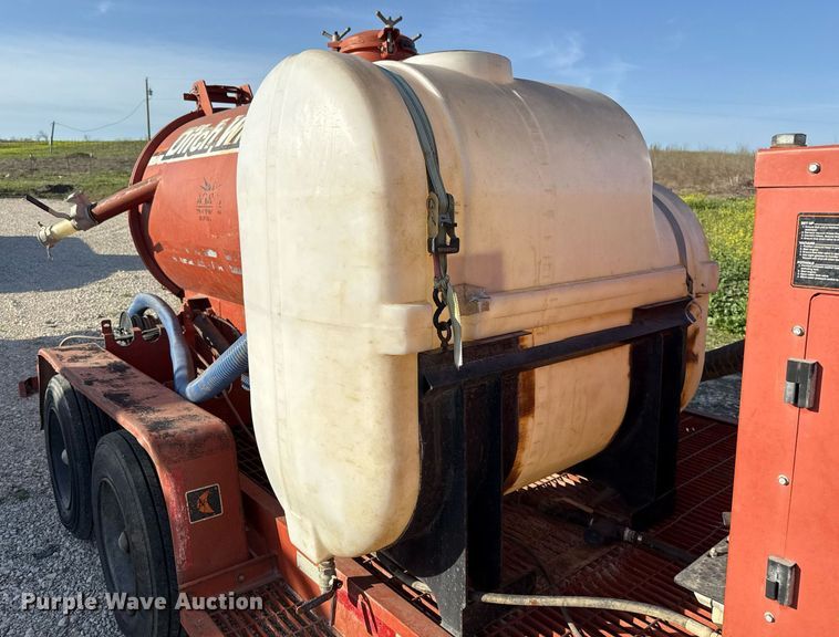 image for item ED5567 2013 Ditch Witch FX30 vacuum excavator