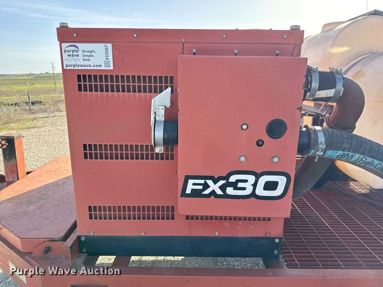 image for item ED5567 2013 Ditch Witch FX30 vacuum excavator