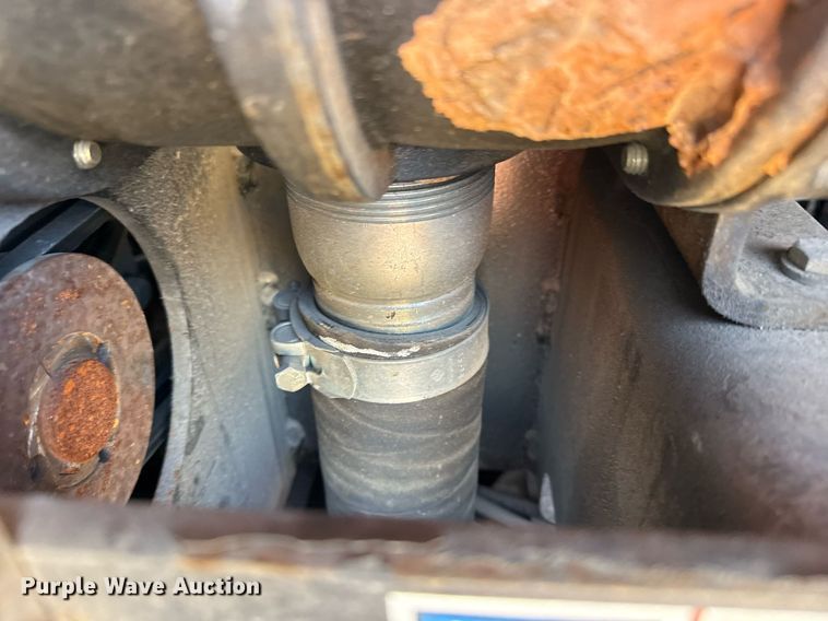 image for item ED5567 2013 Ditch Witch FX30 vacuum excavator