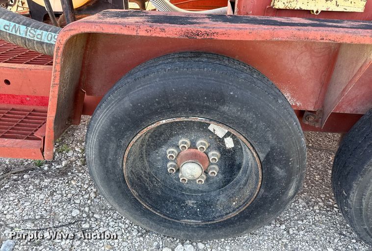 image for item ED5567 2013 Ditch Witch FX30 vacuum excavator