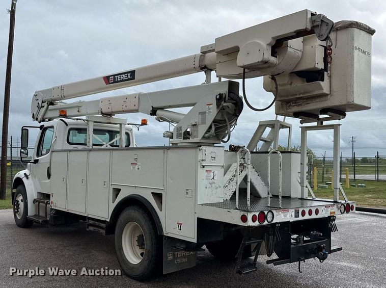 image for item ED5570 2014 Freightliner M2 bucket truck