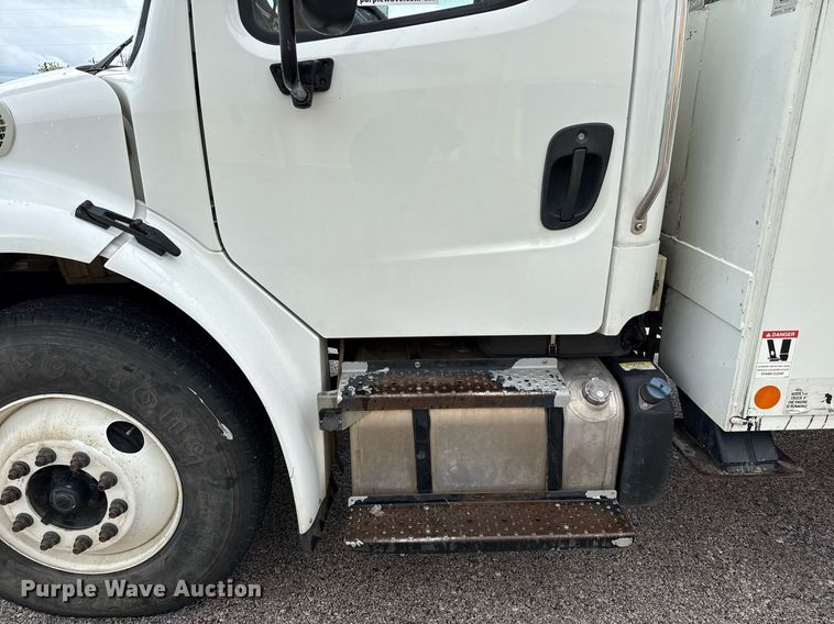 image for item ED5570 2014 Freightliner M2 bucket truck