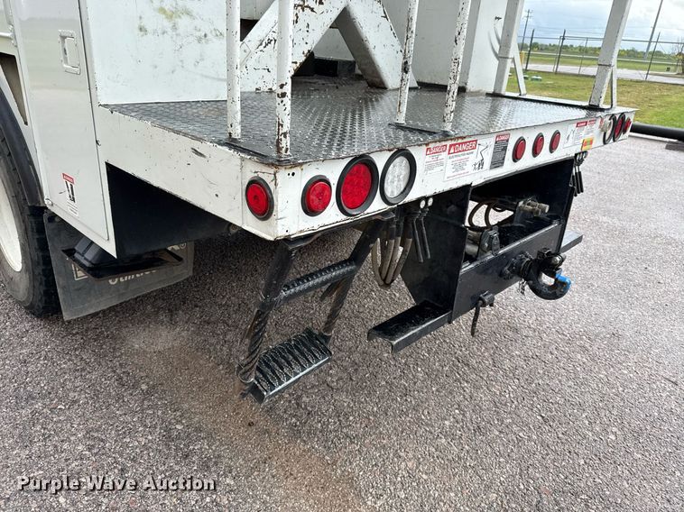 image for item ED5570 2014 Freightliner M2 bucket truck
