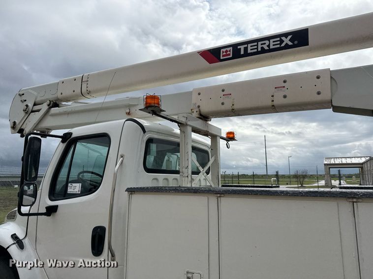 image for item ED5570 2014 Freightliner M2 bucket truck