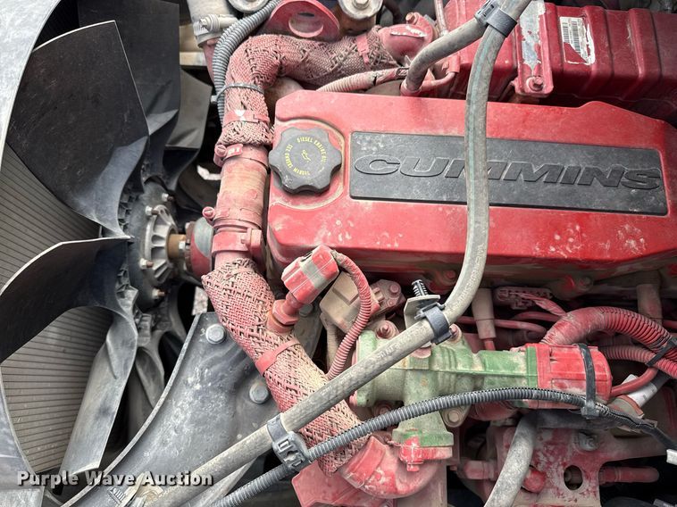 image for item ED5570 2014 Freightliner M2 bucket truck