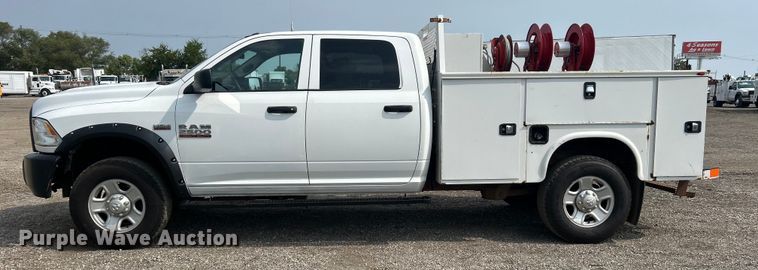 image for item EG0970 2014 Dodge Ram 2500 Crew Cab utility bed pickup truck