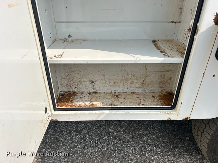 image for item EG0970 2014 Dodge Ram 2500 Crew Cab utility bed pickup truck