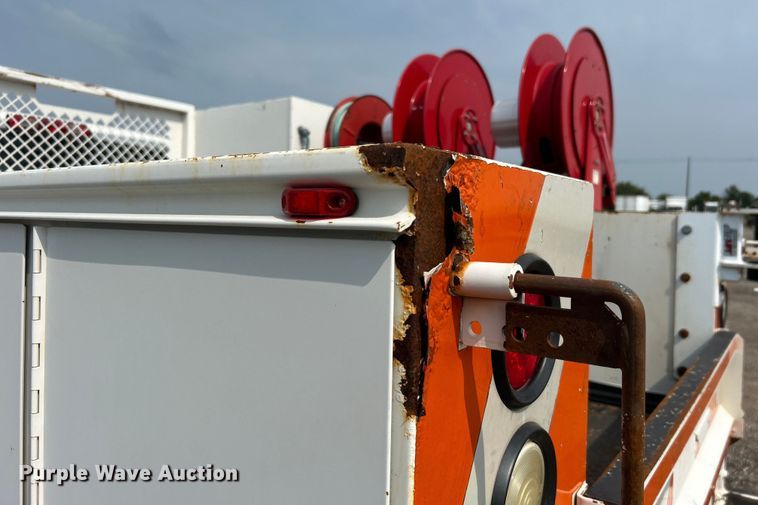 image for item EG0970 2014 Dodge Ram 2500 Crew Cab utility bed pickup truck