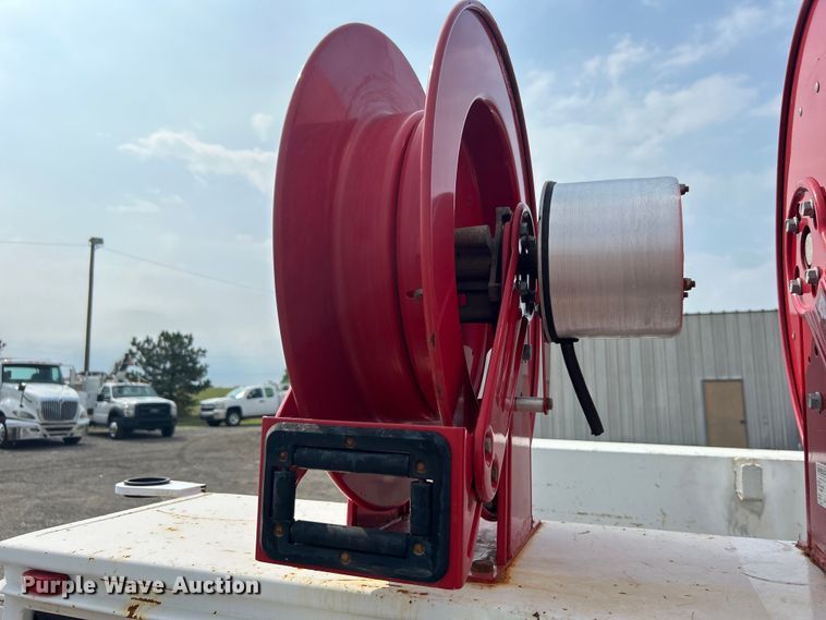 image for item EG0970 2014 Dodge Ram 2500 Crew Cab utility bed pickup truck