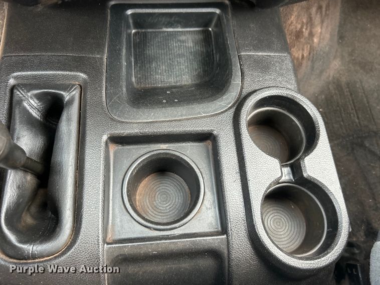 image for item EG0970 2014 Dodge Ram 2500 Crew Cab utility bed pickup truck