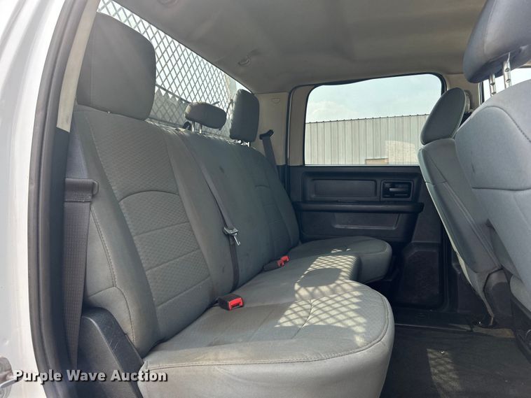 image for item EG0970 2014 Dodge Ram 2500 Crew Cab utility bed pickup truck