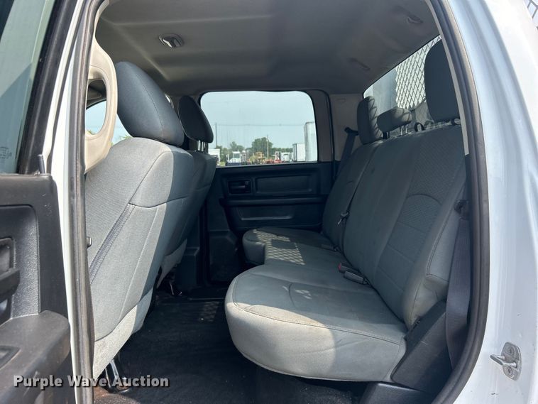 image for item EG0970 2014 Dodge Ram 2500 Crew Cab utility bed pickup truck