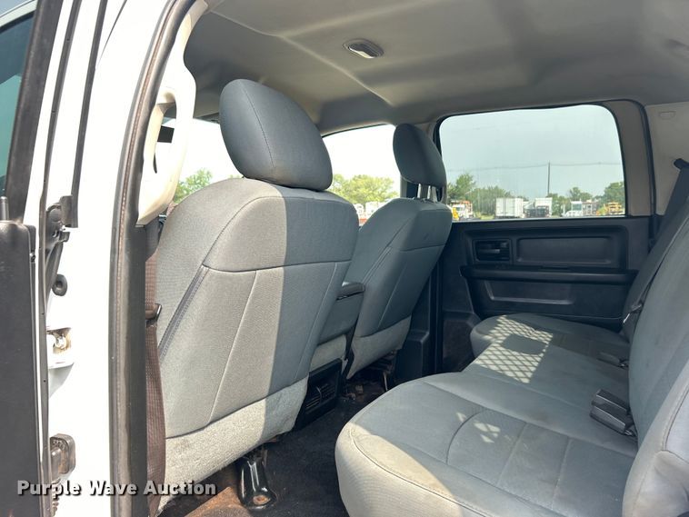 image for item EG0970 2014 Dodge Ram 2500 Crew Cab utility bed pickup truck