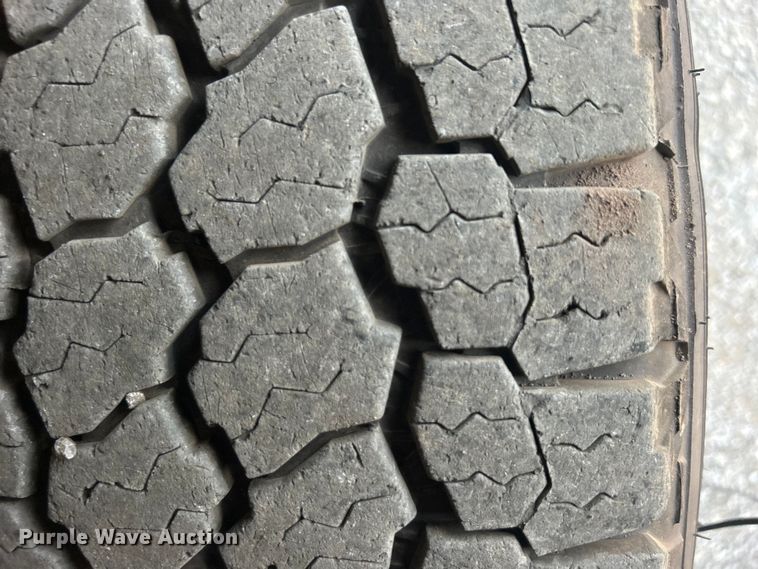 image for item EG0970 2014 Dodge Ram 2500 Crew Cab utility bed pickup truck