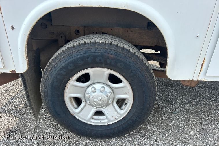 image for item EG0970 2014 Dodge Ram 2500 Crew Cab utility bed pickup truck