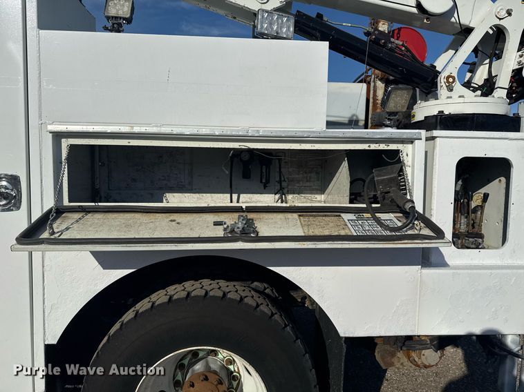 image for item EG2343 2010 Freightliner Business Class M2 utility / service truck