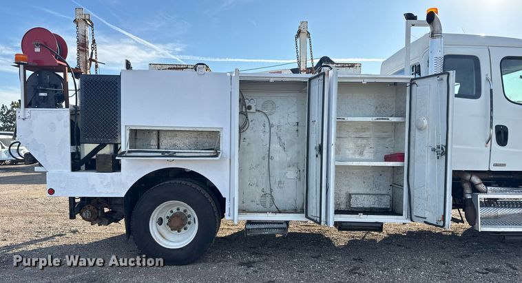 image for item EG2343 2010 Freightliner Business Class M2 utility / service truck