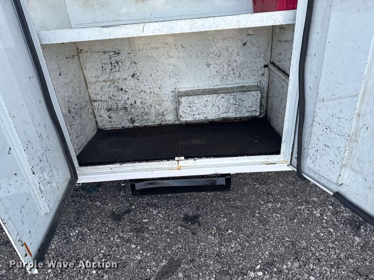 image for item EG2343 2010 Freightliner Business Class M2 utility / service truck