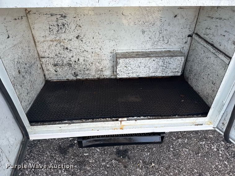 image for item EG2343 2010 Freightliner Business Class M2 utility / service truck