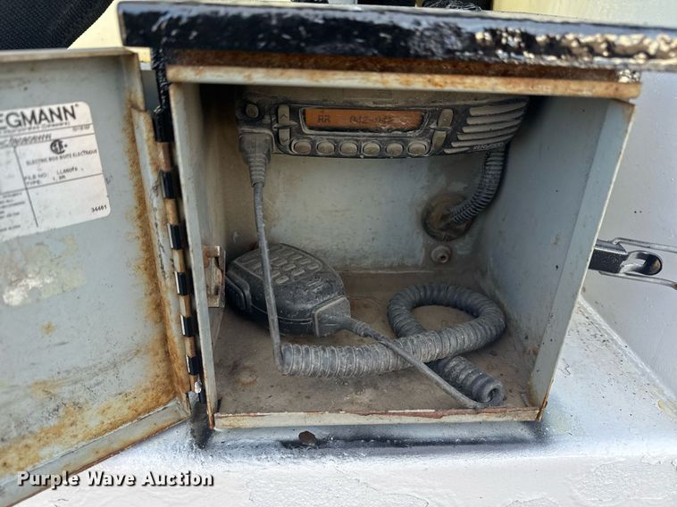 image for item EG2343 2010 Freightliner Business Class M2 utility / service truck