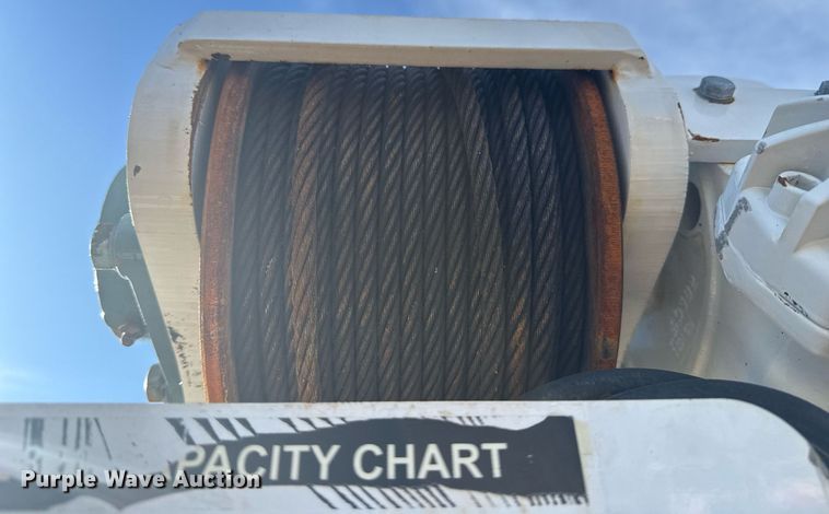 image for item EG2343 2010 Freightliner Business Class M2 utility / service truck