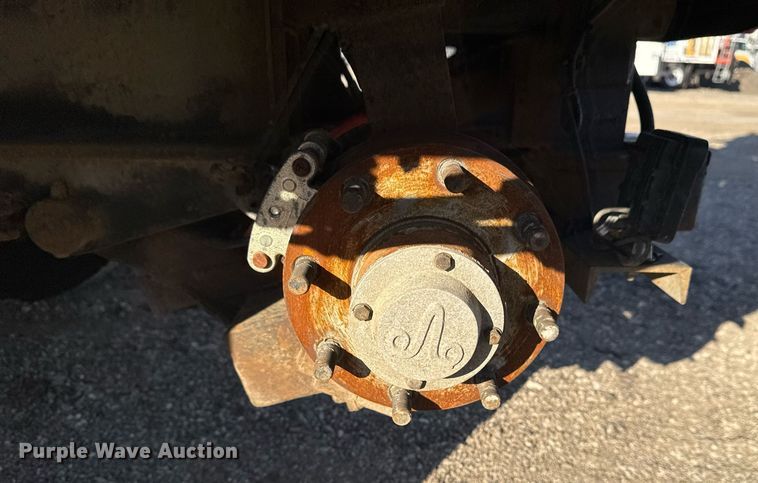 image for item EG2343 2010 Freightliner Business Class M2 utility / service truck