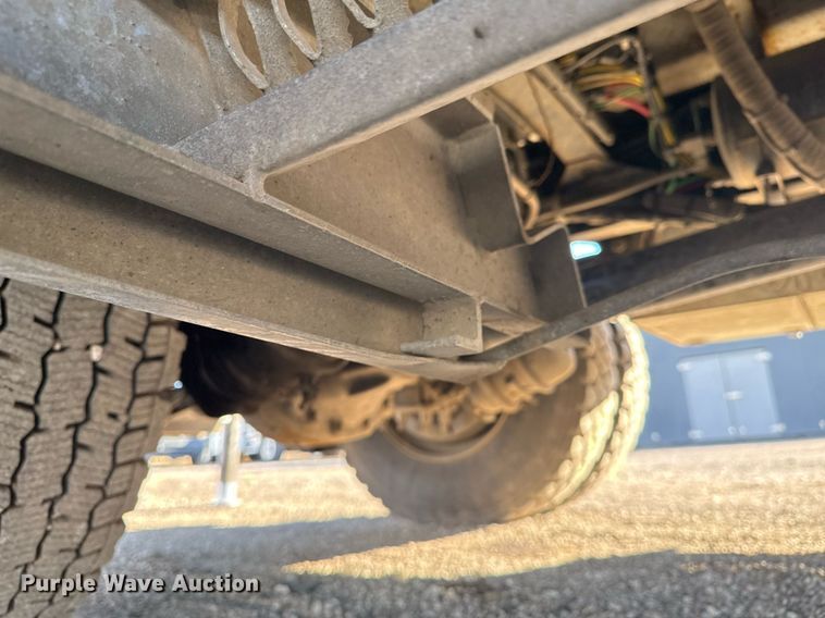 image for item EG2343 2010 Freightliner Business Class M2 utility / service truck