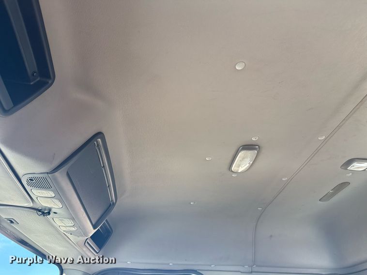 image for item EG2343 2010 Freightliner Business Class M2 utility / service truck