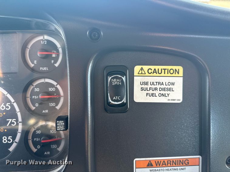 image for item EG2343 2010 Freightliner Business Class M2 utility / service truck