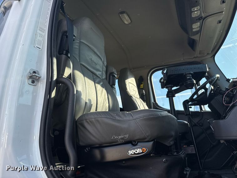 image for item EG2343 2010 Freightliner Business Class M2 utility / service truck