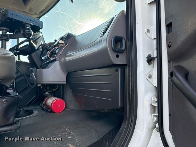 image for item EG2343 2010 Freightliner Business Class M2 utility / service truck