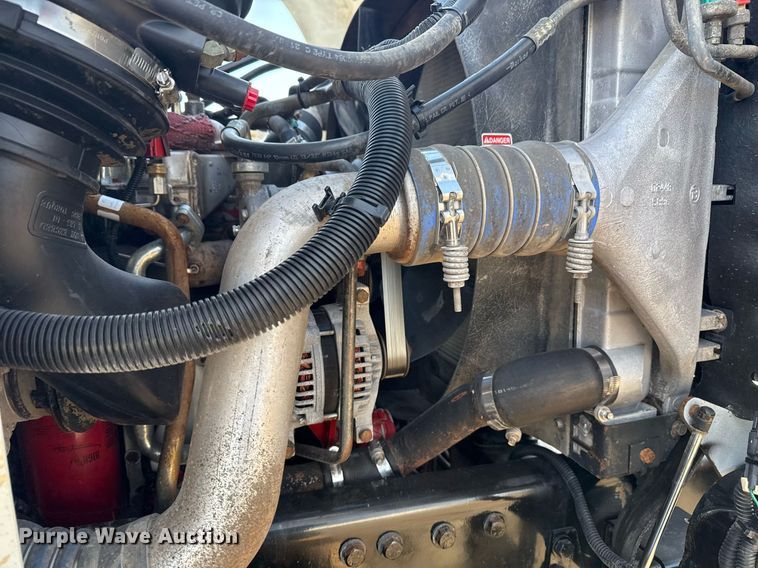 image for item EG2343 2010 Freightliner Business Class M2 utility / service truck