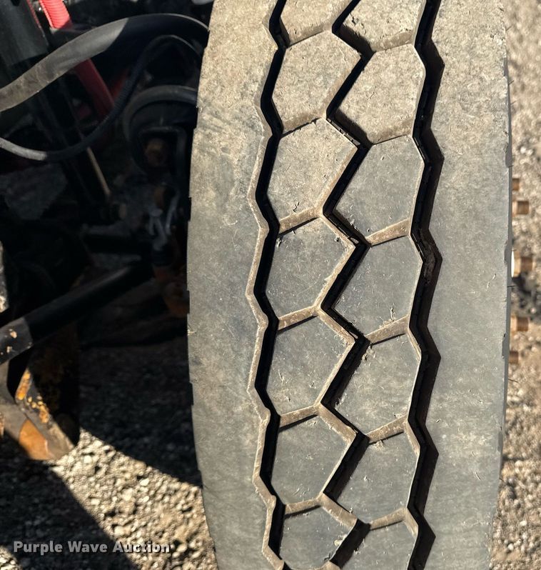 image for item EG2343 2010 Freightliner Business Class M2 utility / service truck