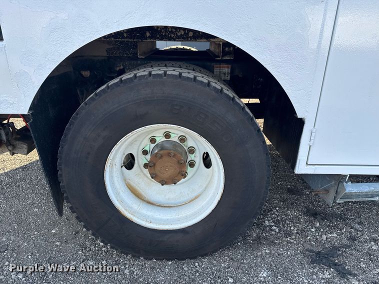 image for item EG2343 2010 Freightliner Business Class M2 utility / service truck