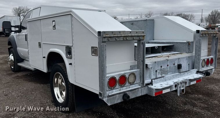 image for item EG2535 2014 Ford F550 Super Duty utility bed pickup truck