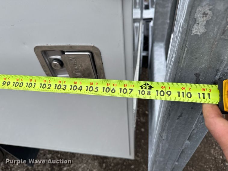 image for item EG2535 2014 Ford F550 Super Duty utility bed pickup truck