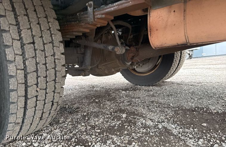 image for item EG2535 2014 Ford F550 Super Duty utility bed pickup truck