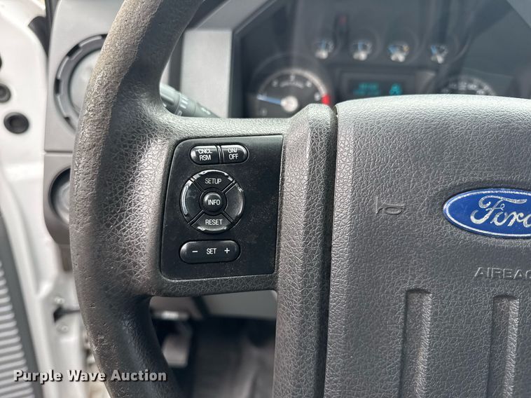 image for item EG2535 2014 Ford F550 Super Duty utility bed pickup truck