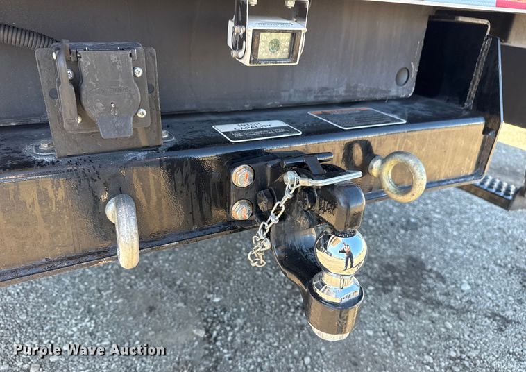 image for item EG2577 2020 Ford F550 Super Duty bucket truck