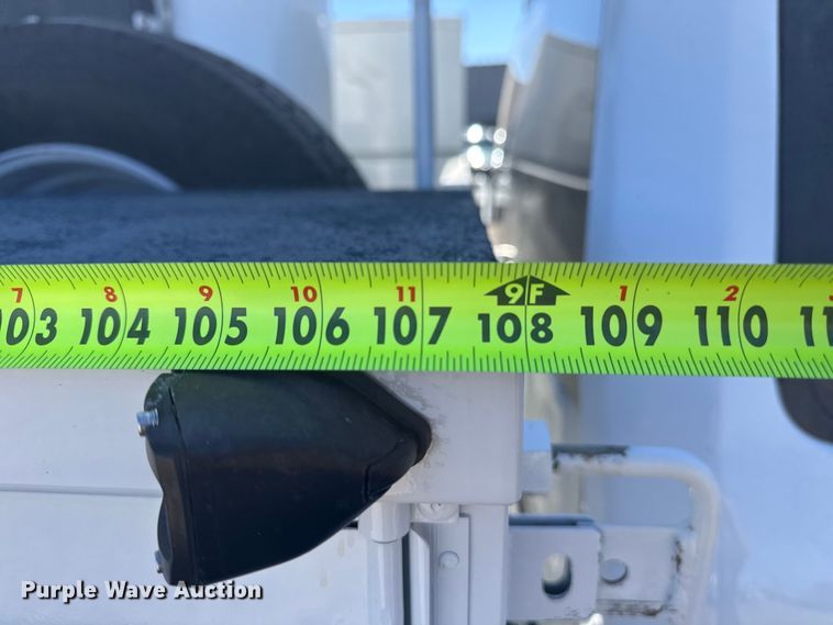 image for item EG2577 2020 Ford F550 Super Duty bucket truck