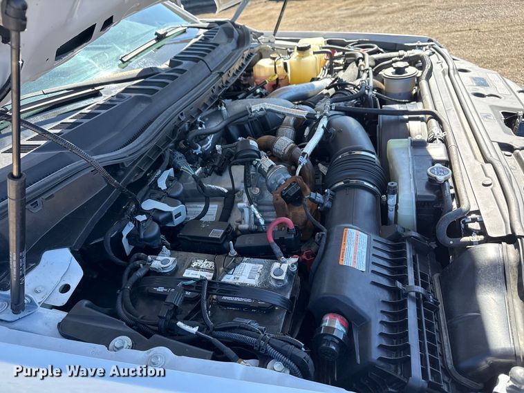 image for item EG2577 2020 Ford F550 Super Duty bucket truck