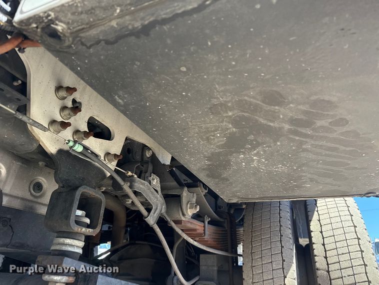 image for item EG2577 2020 Ford F550 Super Duty bucket truck