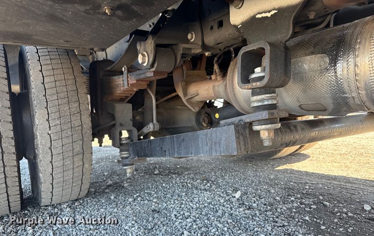 image for item EG2577 2020 Ford F550 Super Duty bucket truck