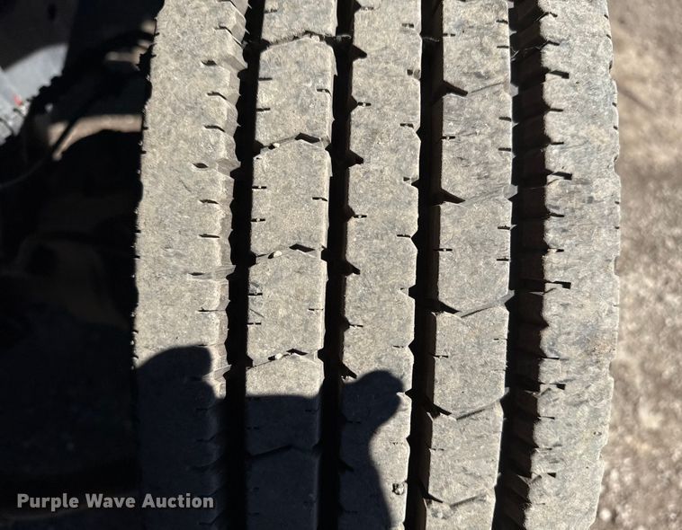 image for item EG2577 2020 Ford F550 Super Duty bucket truck