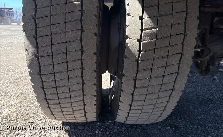 image for item EG2577 2020 Ford F550 Super Duty bucket truck